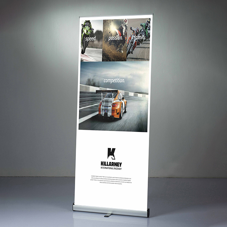 Pull up banner stand